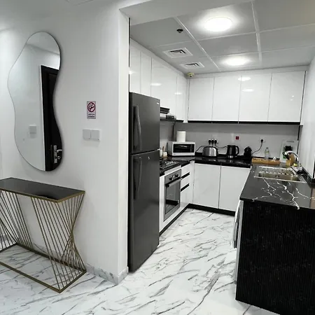 Stay In Heart Of Dubai Marina, Walk To Jbr! #3 Exterior photo